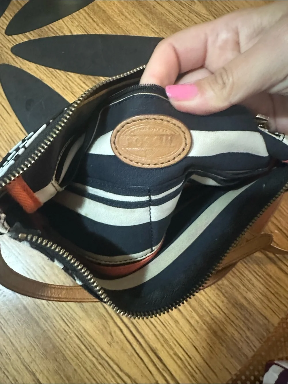 Vintage fossil crossbody - nice condition